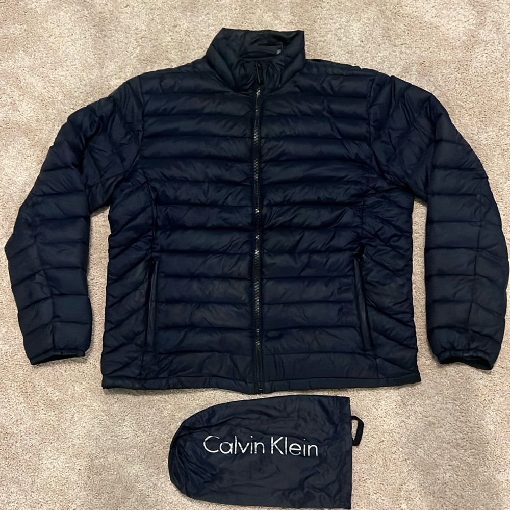 Calvin Klein men’s puffer jacket, size large